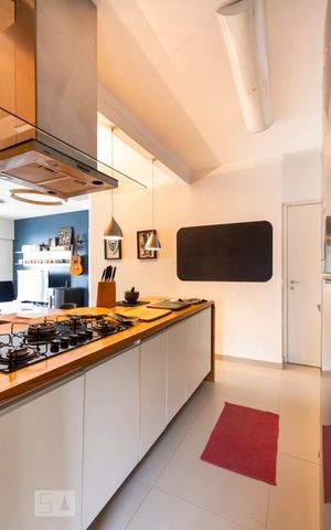Apartamento para alugar com 98m², 3 quartos e 2 vagasCozinha
