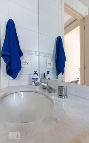 Apartamento para alugar com 98m², 3 quartos e 2 vagasBanheiro Social
