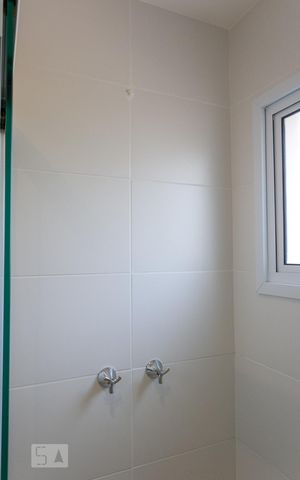 Apartamento à venda com 91m², 3 quartos e 2 vagas Apartamento à venda com 91m², 3 quartos e 2 vagasBanheiro Social
