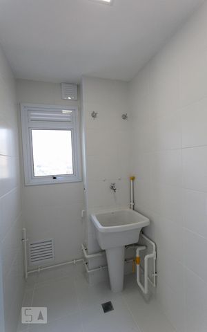 Apartamento à venda com 91m², 3 quartos e 2 vagas Apartamento à venda com 91m², 3 quartos e 2 vagasÁrea de Serviço