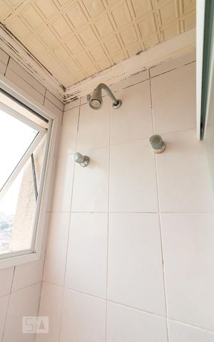 Apartamento à venda com 57m², 2 quartos e 1 vagaBanheiro - chuveiro