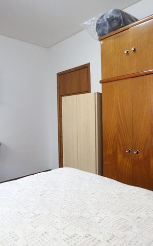 Casa à venda com 600m², 5 quartos e 8 vagasQuarto 2