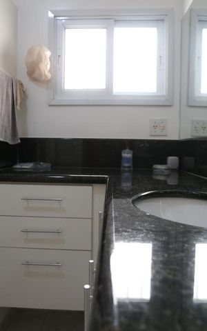 Casa à venda com 600m², 5 quartos e 8 vagasBanheiro da Suíte 2