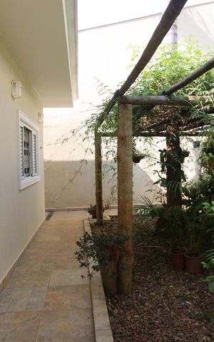 Casa à venda com 600m², 5 quartos e 8 vagasJardim