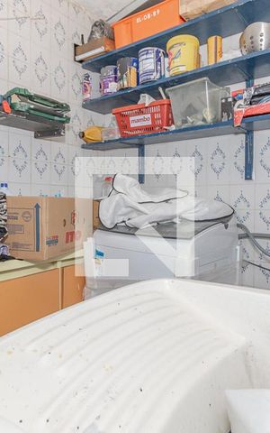 Casa à venda com 220m², 3 quartos e 2 vagas Casa à venda com 220m², 3 quartos e 2 vagasQuarto de Serviço