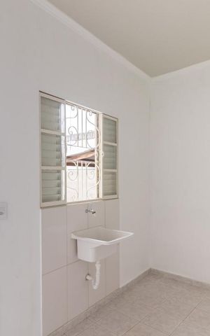 Casa à venda com 165m², 2 quartos e 3 vagas Casa à venda com 165m², 2 quartos e 3 vagasÁrea de Serviço