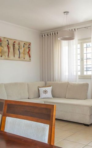 Casa à venda com 200m², 6 quartos e 4 vagasSala