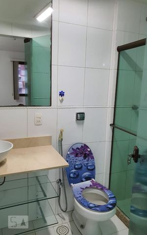 Apartamento à venda com 240m², 3 quartos e sem vaga Apartamento à venda com 240m², 3 quartos e sem vagaBanheiro da Suíte