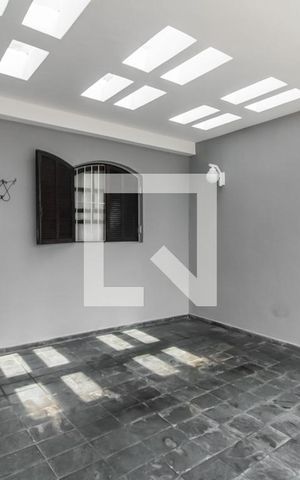 Casa à venda com 125m², 2 quartos e 2 vagas Casa à venda com 125m², 2 quartos e 2 vagasGaragem