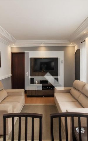 Casa à venda com 125m², 2 quartos e 2 vagas Casa à venda com 125m², 2 quartos e 2 vagasSala