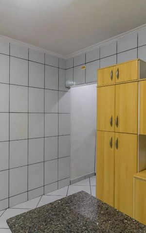 Casa à venda com 70m², 2 quartos e 1 vaga Casa à venda com 70m², 2 quartos e 1 vagaCozinha