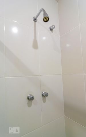 Apartamento à venda com 572m², 4 quartos e 3 vagasBanheiro da Suíte 1