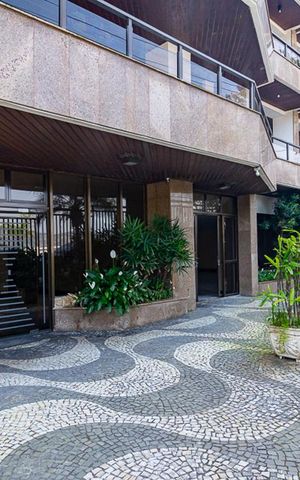 Apartamento à venda com 572m², 4 quartos e 3 vagasEntrada