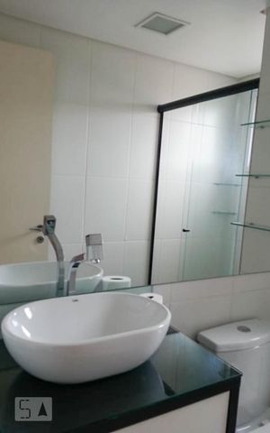 Apartamento à venda com 51m², 2 quartos e 1 vaga Apartamento à venda com 51m², 2 quartos e 1 vagaBanheiro 1