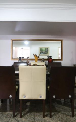 Apartamento à venda com 347m², 4 quartos e 2 vagasSala