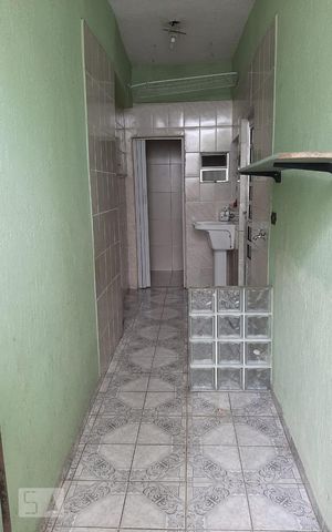 Casa para alugar com 64m², 2 quartos e sem vaga Casa para alugar com 64m², 2 quartos e sem vagaÁrea de Serviço