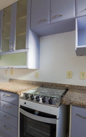 Apartamento à venda com 73m², 3 quartos e sem vaga Apartamento à venda com 73m², 3 quartos e sem vagaCozinha - Armários