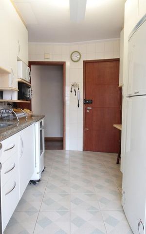 Apartamento à venda com 114m², 3 quartos e 3 vagasCozinha