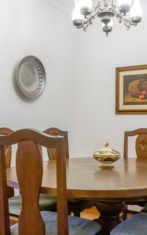 Apartamento à venda com 140m², 4 quartos e 3 vagasSala