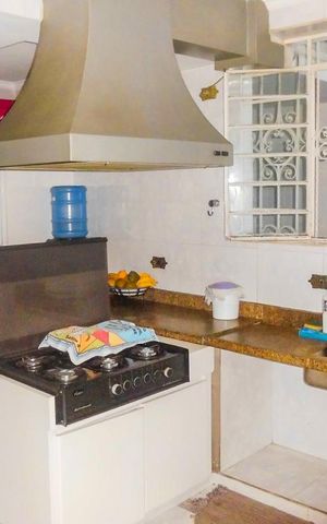 Casa à venda com 290m², 5 quartos e 5 vagasCozinha