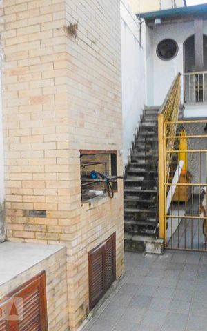 Casa à venda com 290m², 5 quartos e 5 vagasQuintal