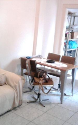 Apartamento à venda com 90m², 2 quartos e sem vaga Apartamento à venda com 90m², 2 quartos e sem vagaSala