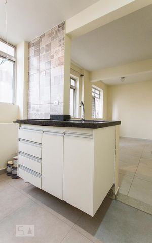 Studio à venda com 26m², 1 quarto e sem vagaCozinha e Área de Serviço