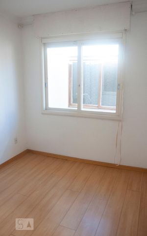 Casa de condomínio à venda com 250m², 3 quartos e 1 vaga Casa de condomínio à venda com 250m², 3 quartos e 1 vagaQuarto Suíte 2