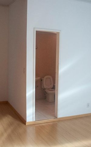 Casa de condomínio à venda com 250m², 3 quartos e 1 vaga Casa de condomínio à venda com 250m², 3 quartos e 1 vagaQuarto Suíte 3