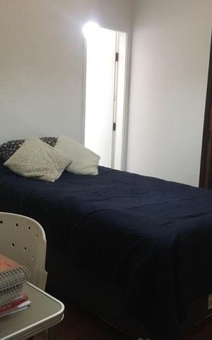 Casa à venda com 200m², 3 quartos e 2 vagas Casa à venda com 200m², 3 quartos e 2 vagasSuite 1