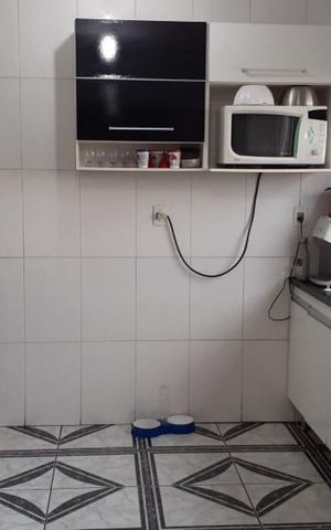 Casa à venda com 200m², 3 quartos e 2 vagas Casa à venda com 200m², 3 quartos e 2 vagasCozinha