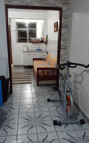 Casa à venda com 200m², 3 quartos e 2 vagas Casa à venda com 200m², 3 quartos e 2 vagasCozinha
