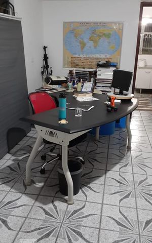 Casa à venda com 200m², 3 quartos e 2 vagas Casa à venda com 200m², 3 quartos e 2 vagasCozinha