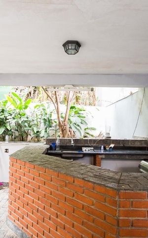 Casa para alugar com 750m², 4 quartos e 8 vagasChurrasqueira