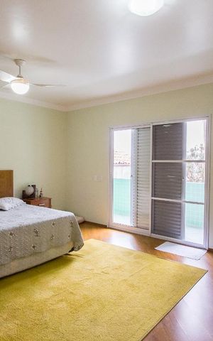 Casa para alugar com 750m², 4 quartos e 8 vagasSuíte 3
