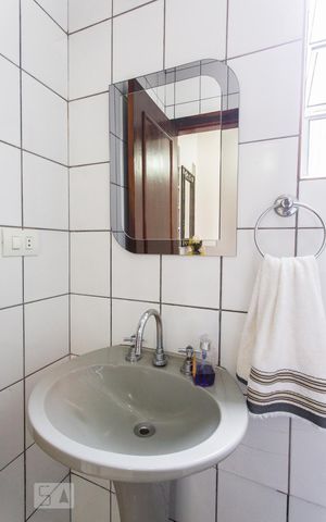 Casa para alugar com 750m², 4 quartos e 8 vagasLavabo da Sala