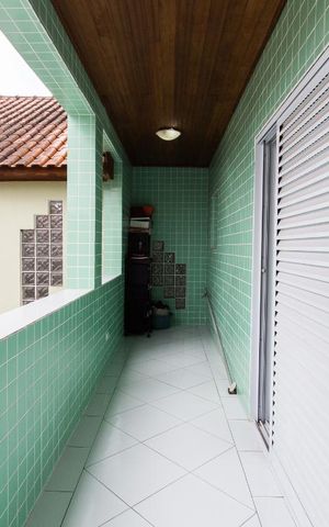 Casa para alugar com 750m², 4 quartos e 8 vagasVaranda de Suíte 4