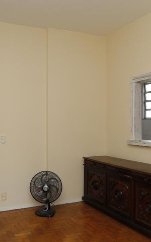 Apartamento à venda com 55m², 2 quartos e sem vagasala