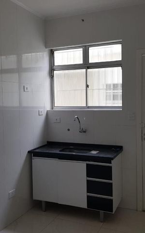 Casa à venda com 125m², 2 quartos e 2 vagas Casa à venda com 125m², 2 quartos e 2 vagasCozinha
