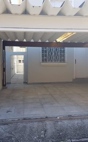 Casa à venda com 125m², 2 quartos e 2 vagas Casa à venda com 125m², 2 quartos e 2 vagasGaragem