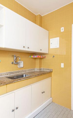 Apartamento para alugar com 70m², 2 quartos e 1 vaga Apartamento para alugar com 70m², 2 quartos e 1 vagaCozinha
