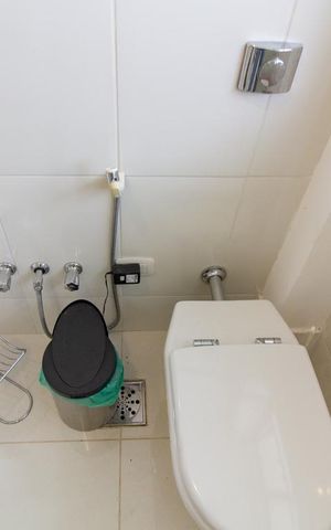 Apartamento à venda com 124m², 3 quartos e 1 vaga Apartamento à venda com 124m², 3 quartos e 1 vagaBanheiro 1
