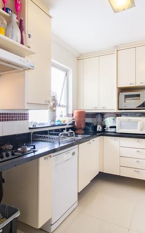 Apartamento à venda com 124m², 3 quartos e 1 vaga Apartamento à venda com 124m², 3 quartos e 1 vagaCozinha