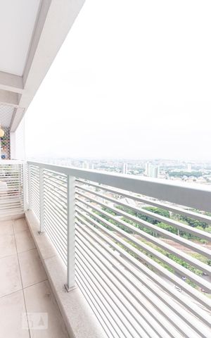 Studio à venda com 32m², 1 quarto e 1 vagaVaranda