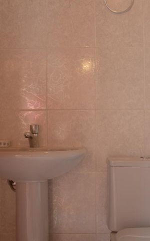 Casa à venda com 225m², 3 quartos e 3 vagas Casa à venda com 225m², 3 quartos e 3 vagasBanheiro da Área Externa