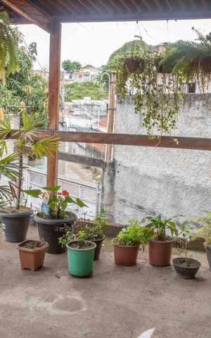 Casa à venda com 140m², 5 quartos e 4 vagasVaranda da Suíte