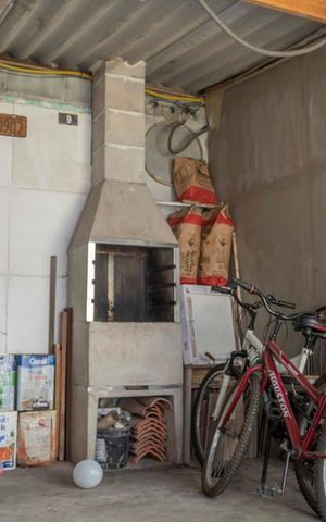 Casa à venda com 140m², 5 quartos e 4 vagasÁrea comum - Churrasqueira