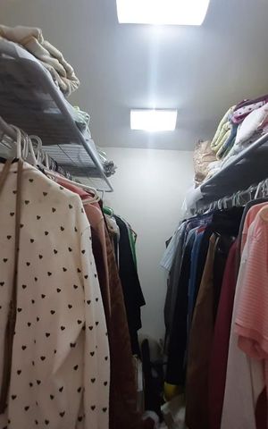 Apartamento à venda com 132m², 2 quartos e 2 vagas Apartamento à venda com 132m², 2 quartos e 2 vagasCloset