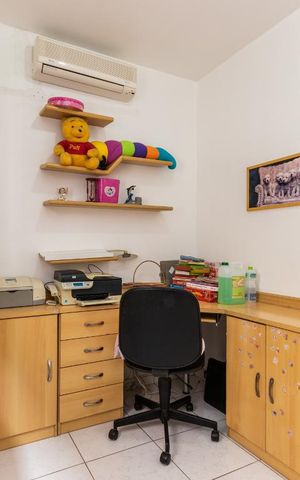 Casa para alugar com 240m², 3 quartos e 3 vagas Casa para alugar com 240m², 3 quartos e 3 vagasQuarto 3