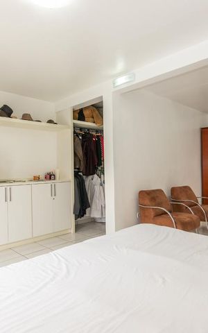 Casa para alugar com 240m², 3 quartos e 3 vagas Casa para alugar com 240m², 3 quartos e 3 vagasSuíte